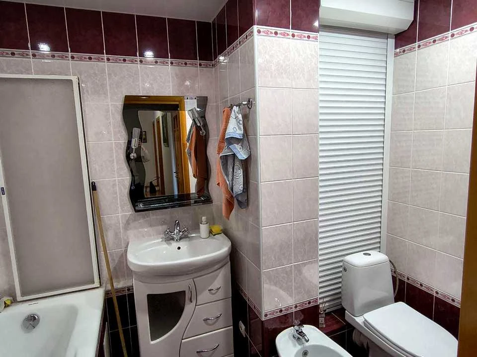 Apartment. Hnatokvycha Street, Lviv