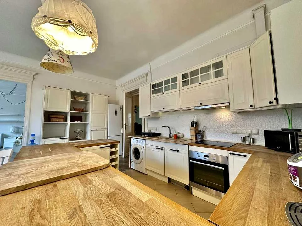 Apartment. Michael Hrushevsky Street, Lviv
