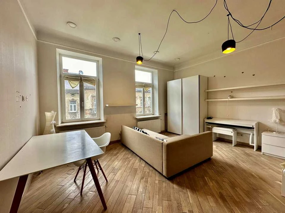 Apartment. Michael Hrushevsky Street, Lviv