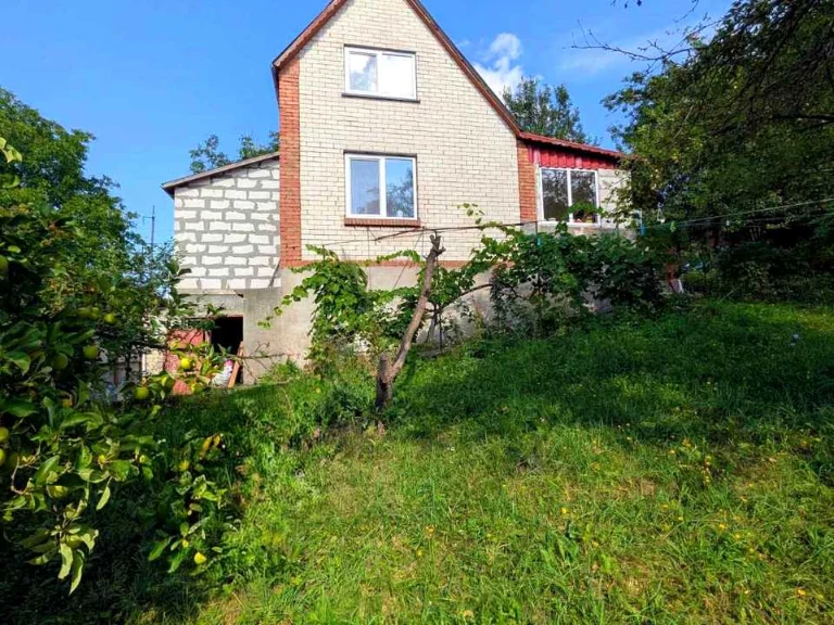 Будинок. Хмельницький, масив Еліктроніка