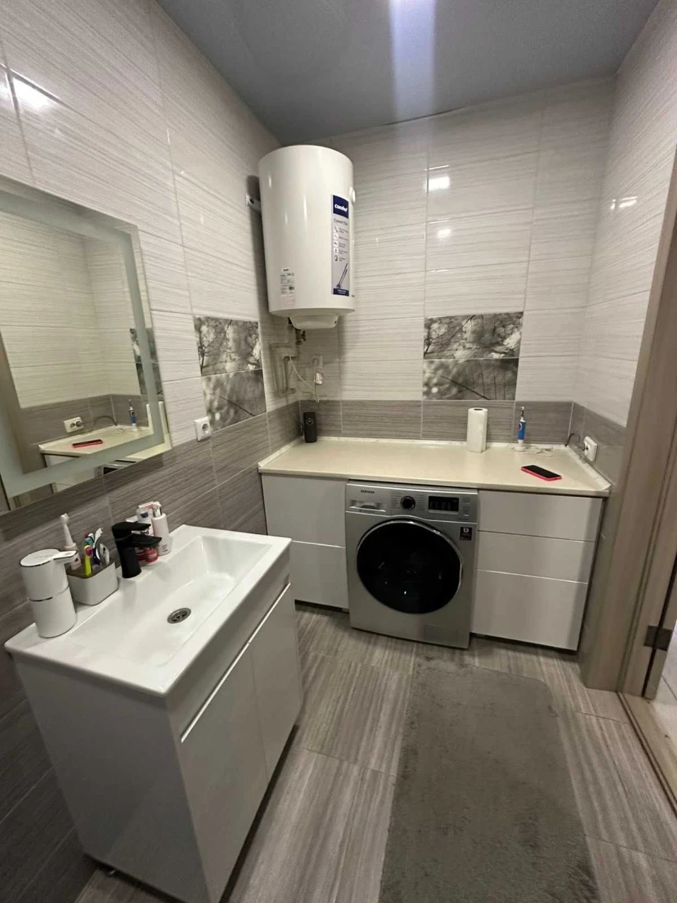 Spacious 2-bedroom apartment for sale in Ingul district