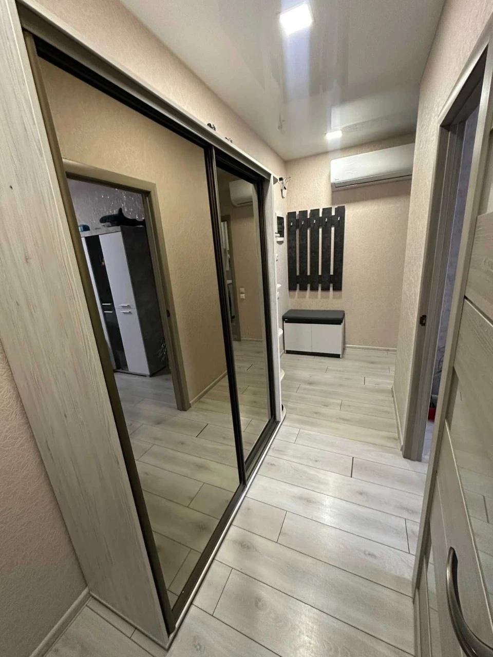 Spacious 2-bedroom apartment for sale in Ingul district
