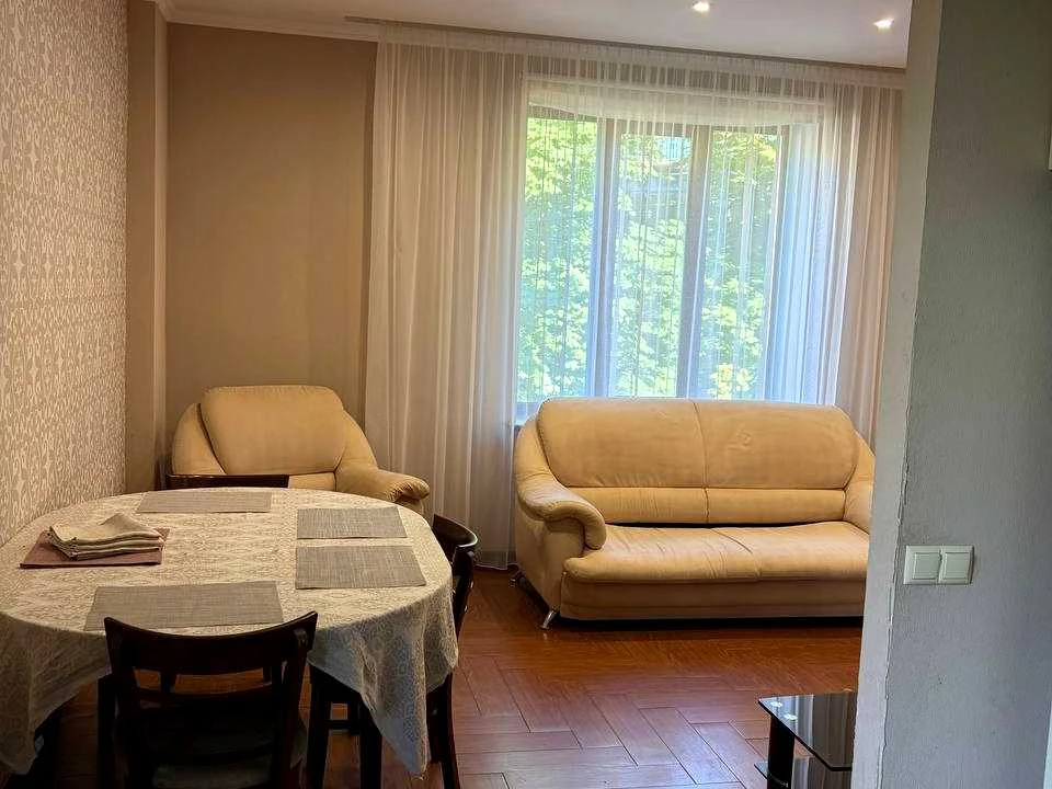 3-Room Apartment. Sergei Beregovo Street, Kyiv