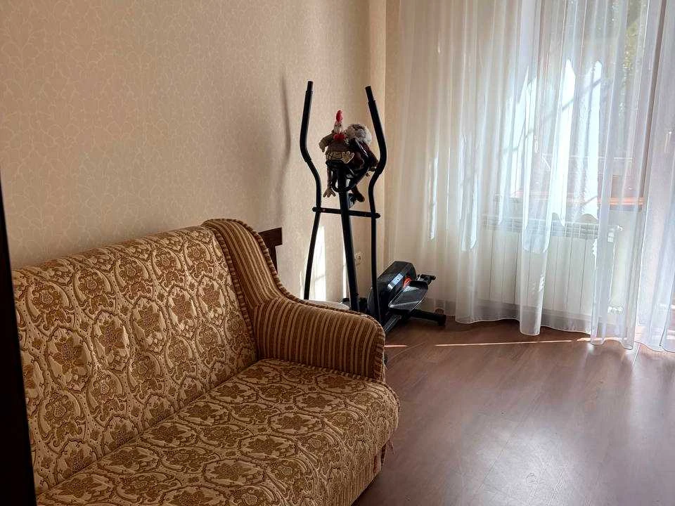 3-Room Apartment. Sergei Beregovo Street, Kyiv