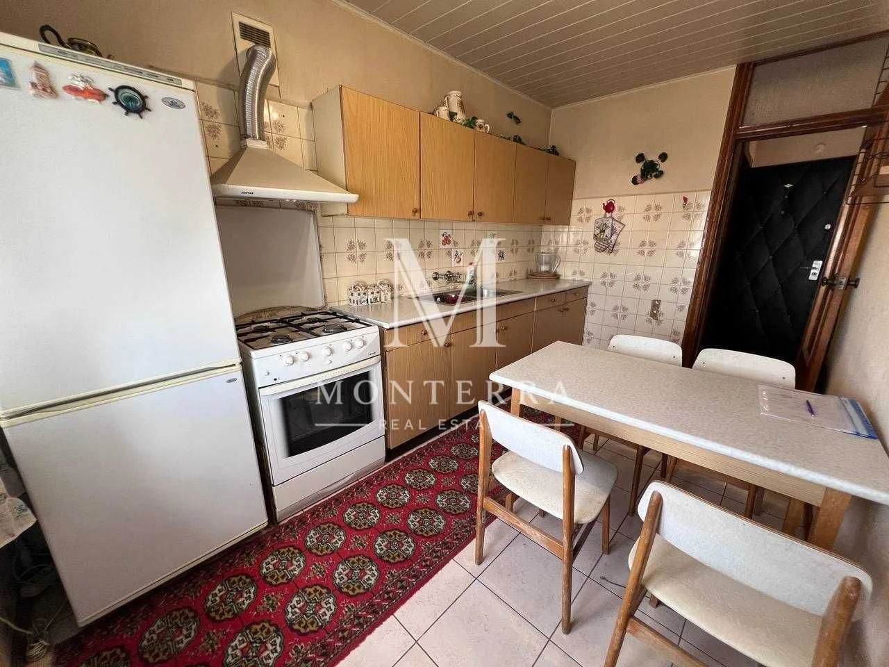 Продаж 3 кімнаткої квартири жилий стан, Київ, Правий берег С
