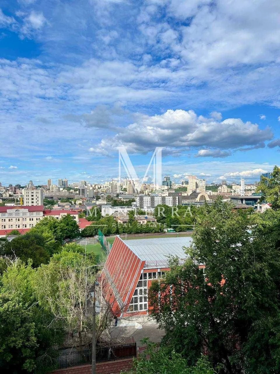 Продаж 3 кімнаткої квартири жилий стан, Київ, Правий берег С