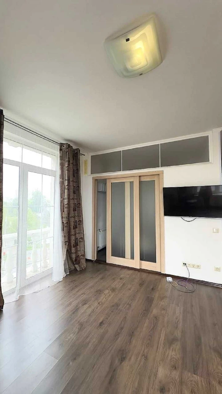 Продаж 1-кімнатної квартири в ЖК ROYAL HOUSE, вулиця Гуляницького, 44/1