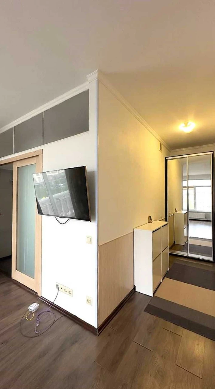 Продаж 1-кімнатної квартири в ЖК ROYAL HOUSE, вулиця Гуляницького, 44/1