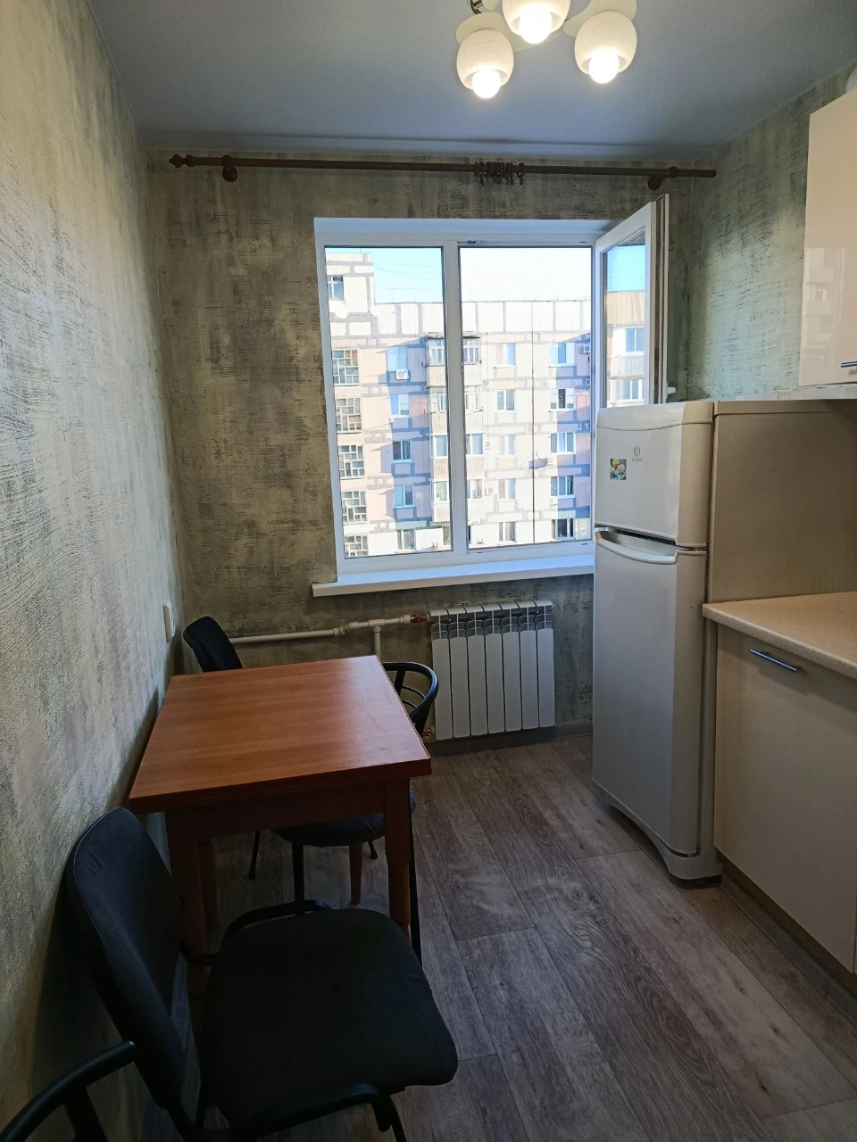 3-кімнатна квартира на Червоному Камені