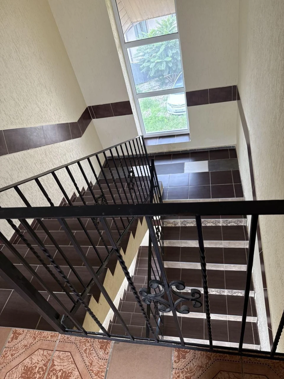 3-bedroom apartment with renovation, BAM