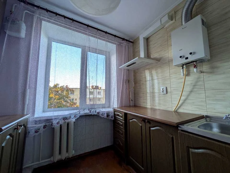 Apartment. Vasyl Chervonia st., Lviv