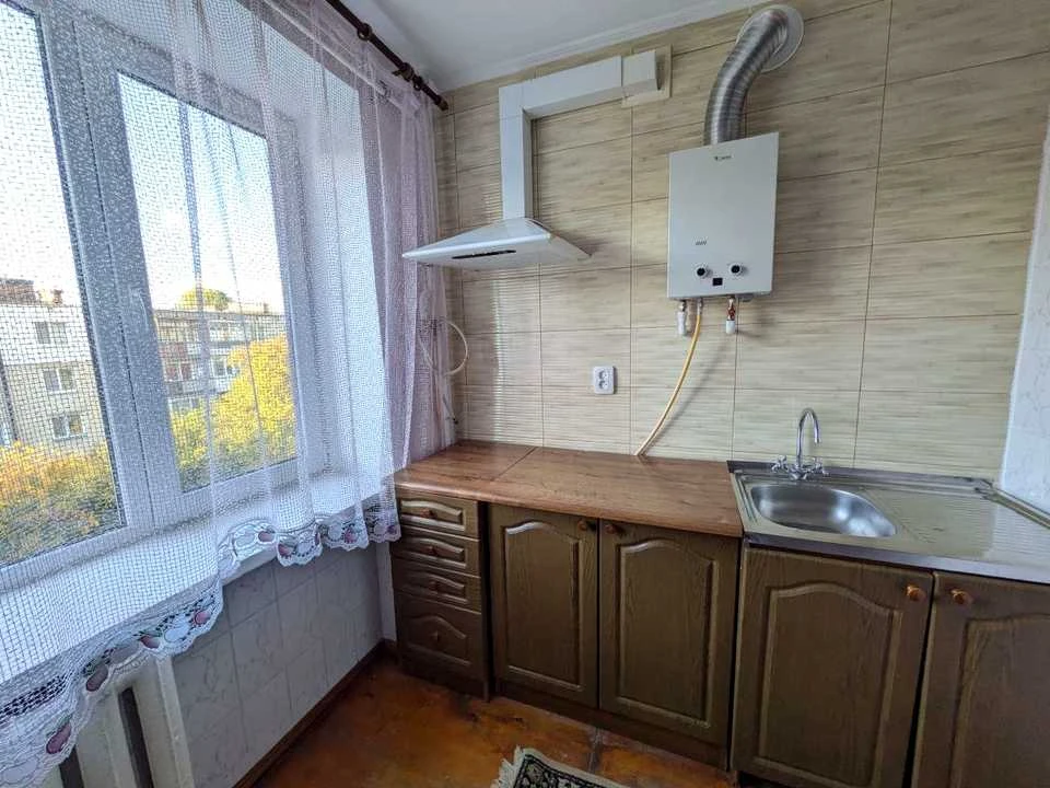 Apartment. Vasyl Chervonia st., Lviv