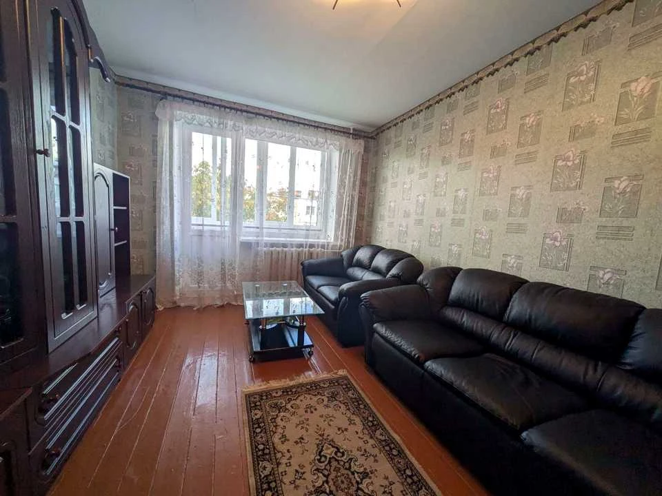 Apartment. Vasyl Chervonia st., Lviv