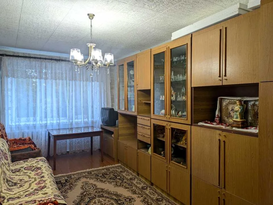 Apartment. Vasyl Chervonia st., Lviv