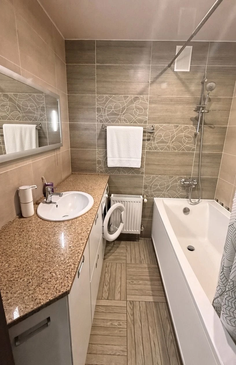 Sale of a two-bedroom apartment in a new building on Kharkiv Street