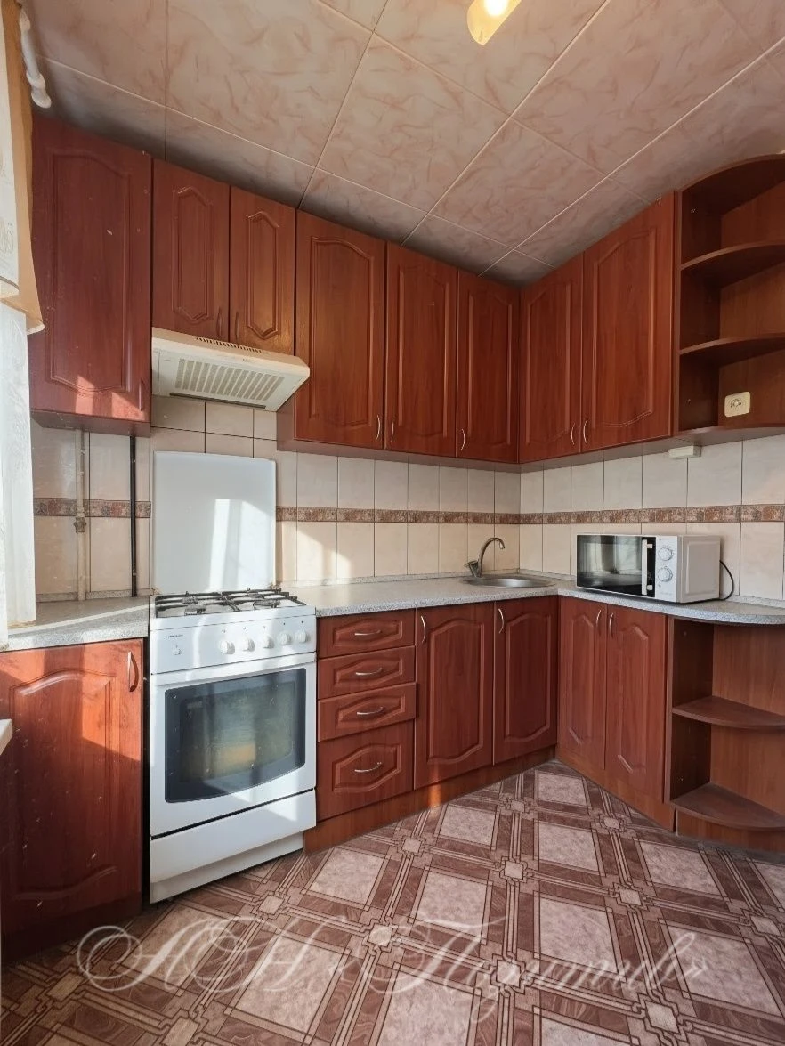 Продаж просторої 3-кімнатній квартири на вул. Трійцька