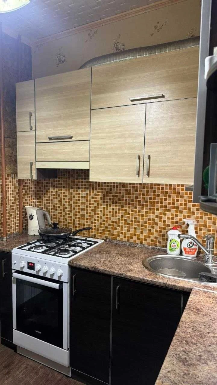 Продам 1кімнатну квартиру з ремонтом.