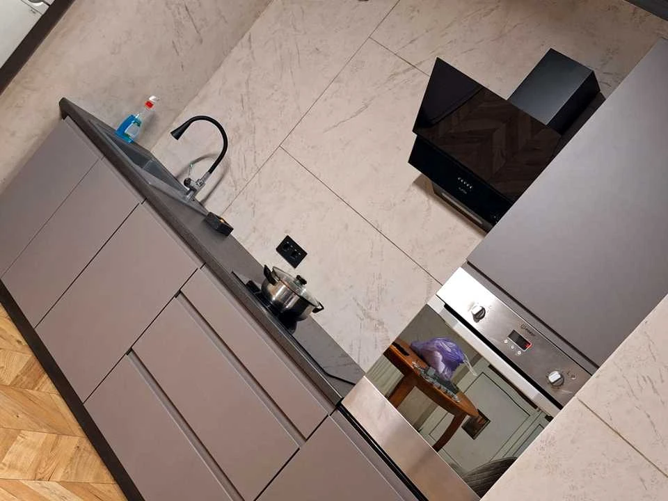 Apartment. Raisi Okipnoy st.