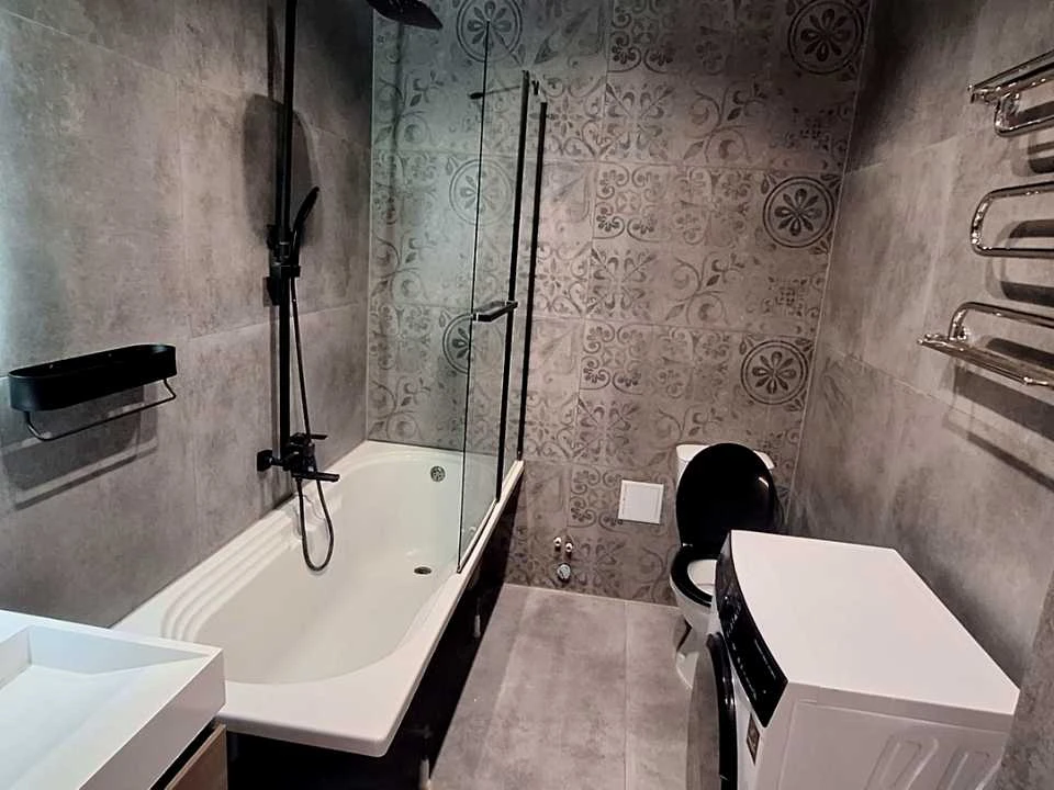 Apartment. Raisi Okipnoy st.