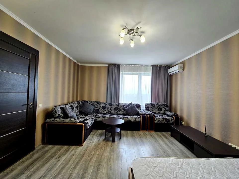 Apartment. Verkhovyna Street, Kyiv