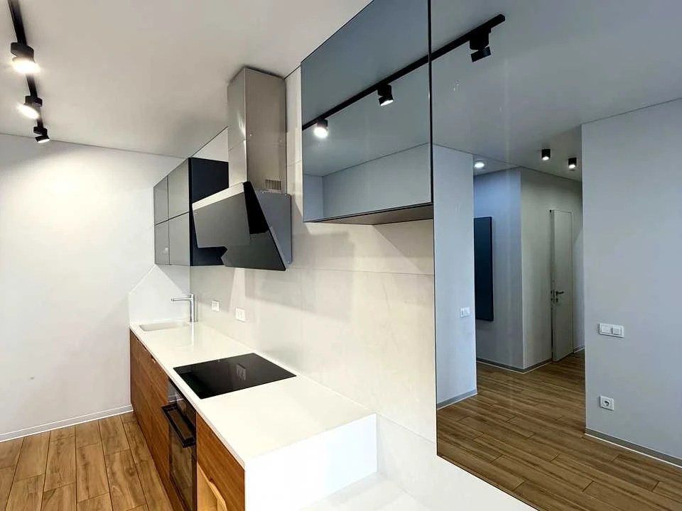 Apartment. Salutna St, Kyiv