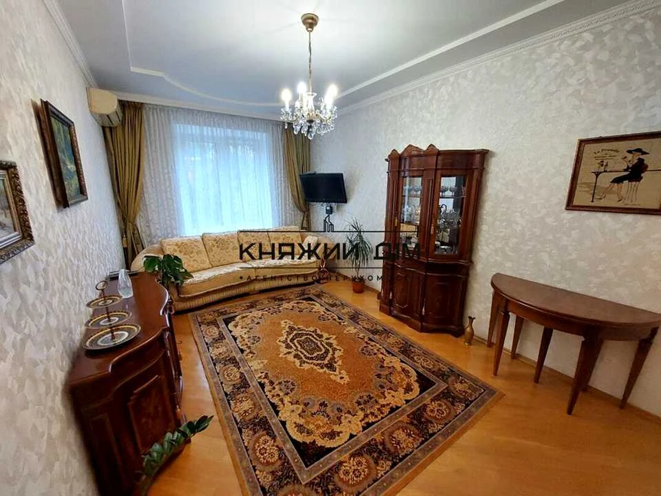 Квартира. Київ, вулиця Князів Острозьких