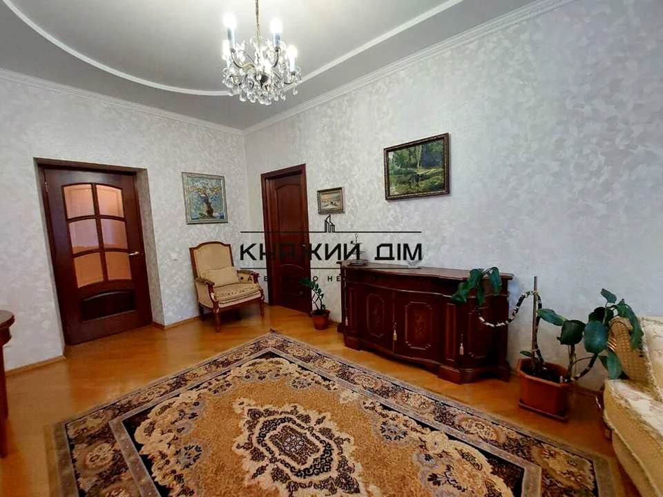 Квартира. Київ, вулиця Князів Острозьких