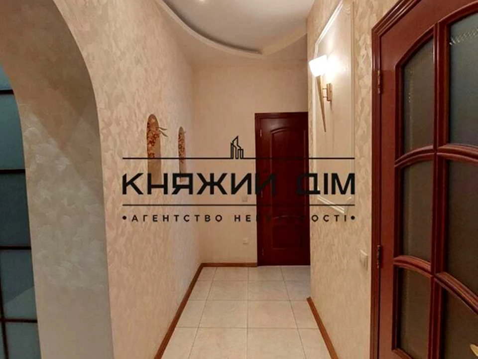 Квартира. Київ, вулиця Князів Острозьких