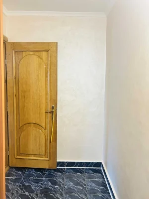 3 room apartment renovated in a brick building on the street
