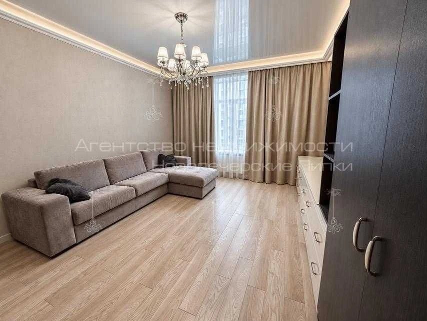 Продаж однокімнатної квартири 51 м² в ЖК "Новопечерські Липки" -