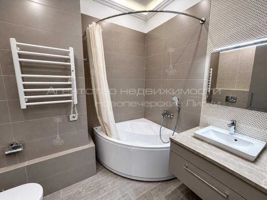 Продаж однокімнатної квартири 51 м² в ЖК "Новопечерські Липки" -