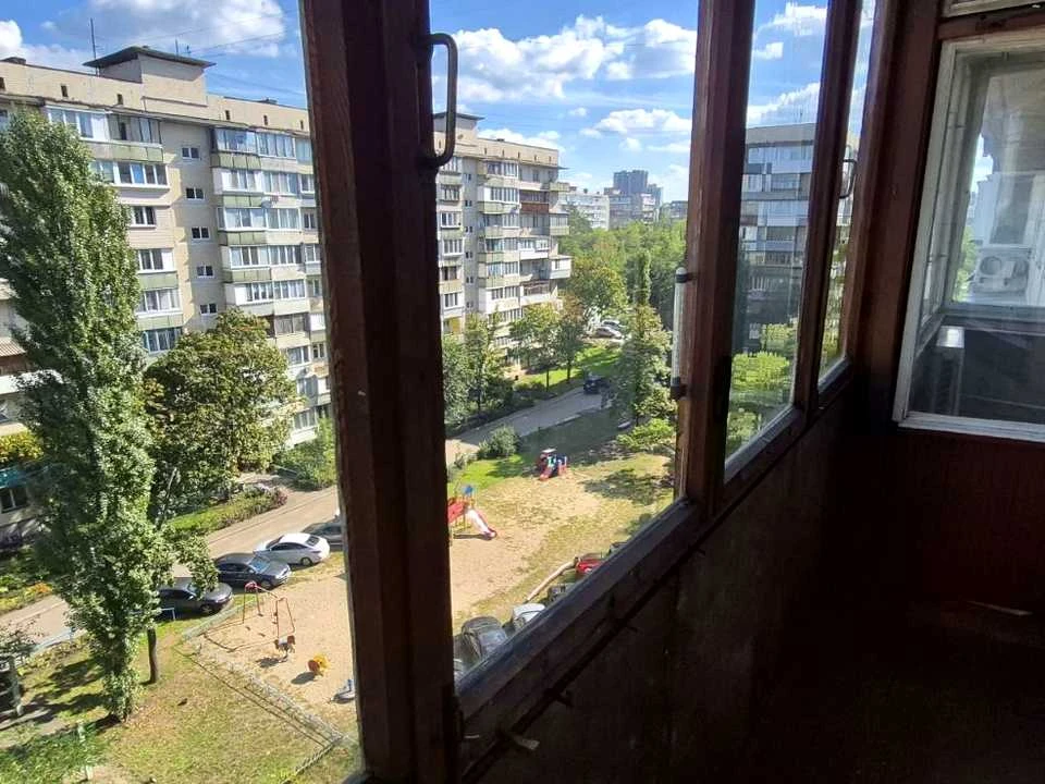 Квартира. Київ, Братиславська вул.