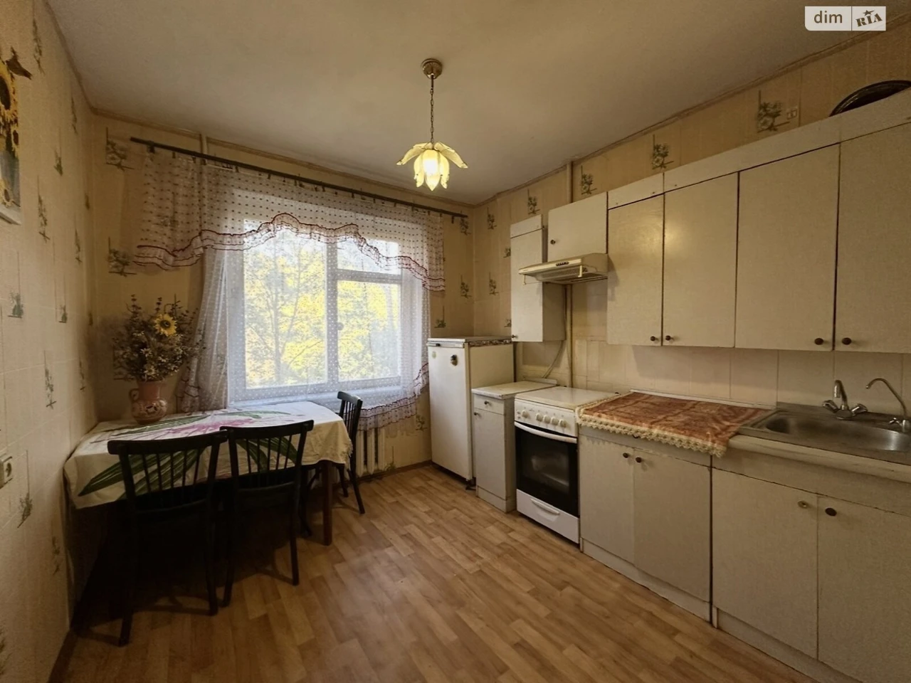 Продаж Квартири в Тополі-1