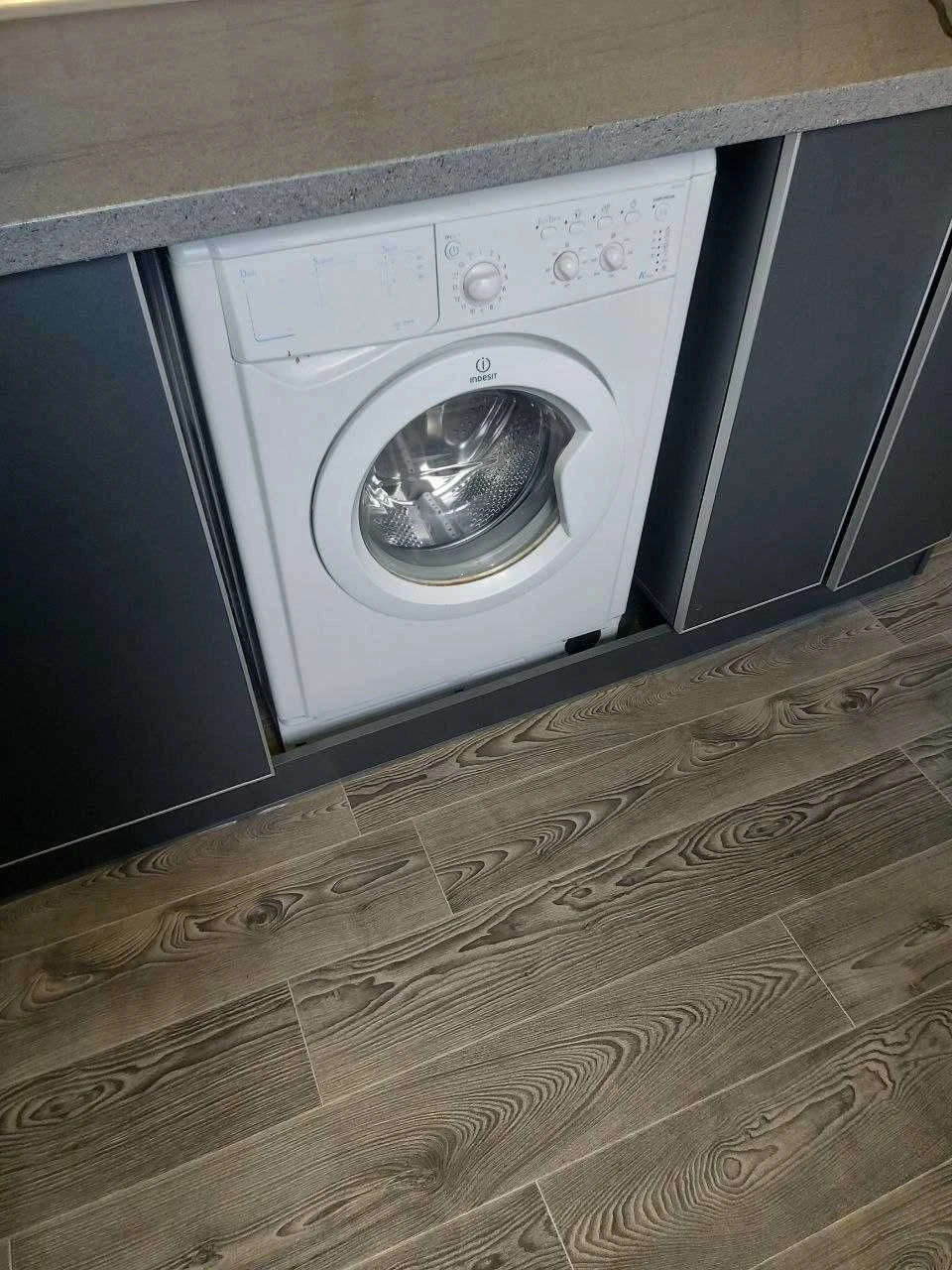 Продажа 2 кім. Малий ринок.