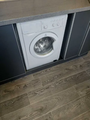 Продажа 2 кім. Малий ринок.
