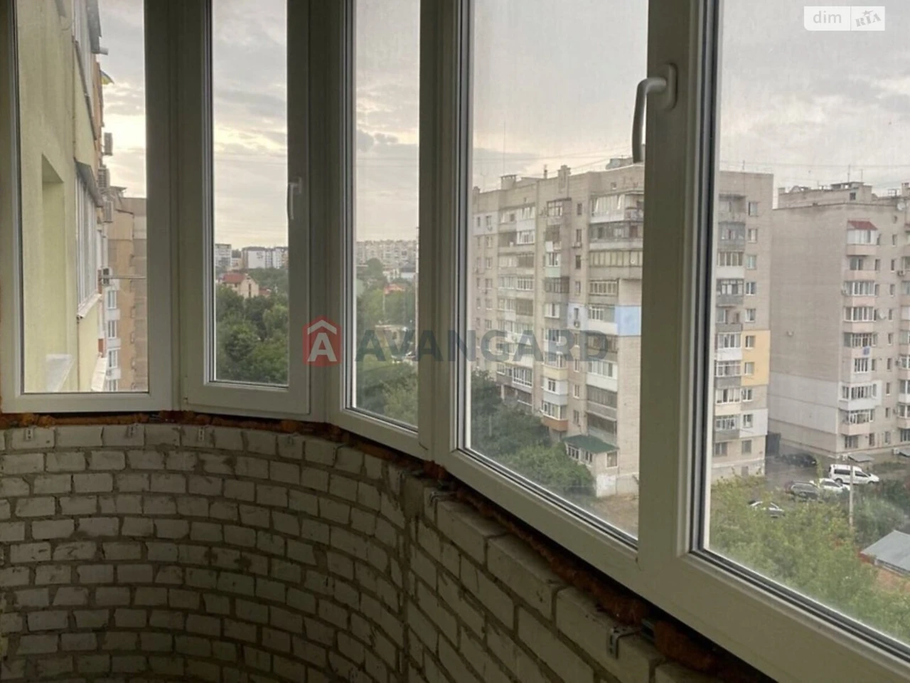 Apartment for Sale in Lenin District