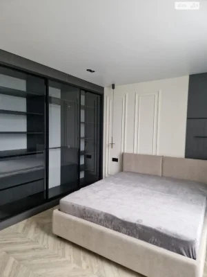 Apartment for Sale: Center