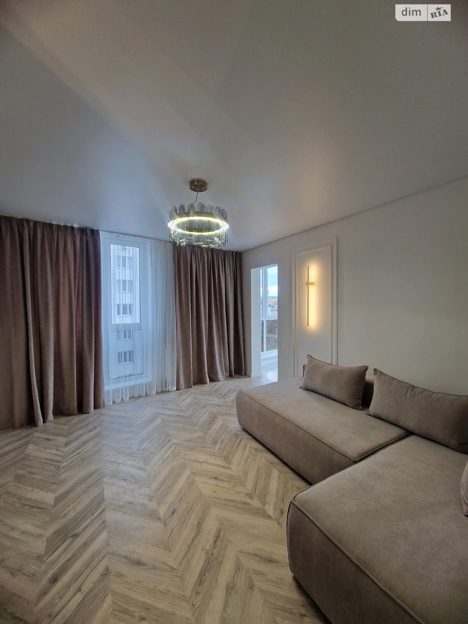 Apartment for Sale: Center