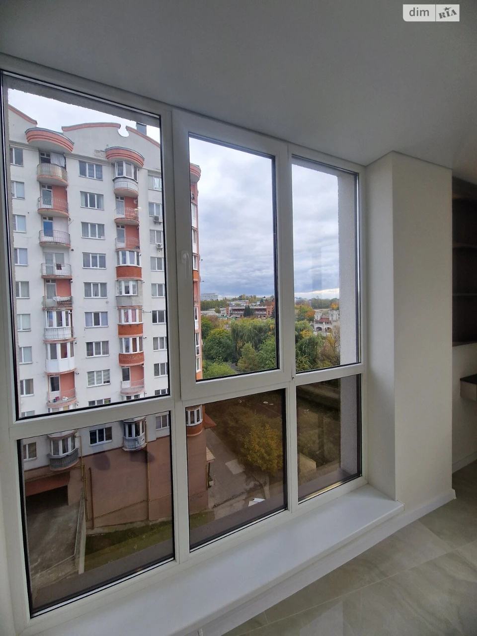 Apartment for Sale: Center