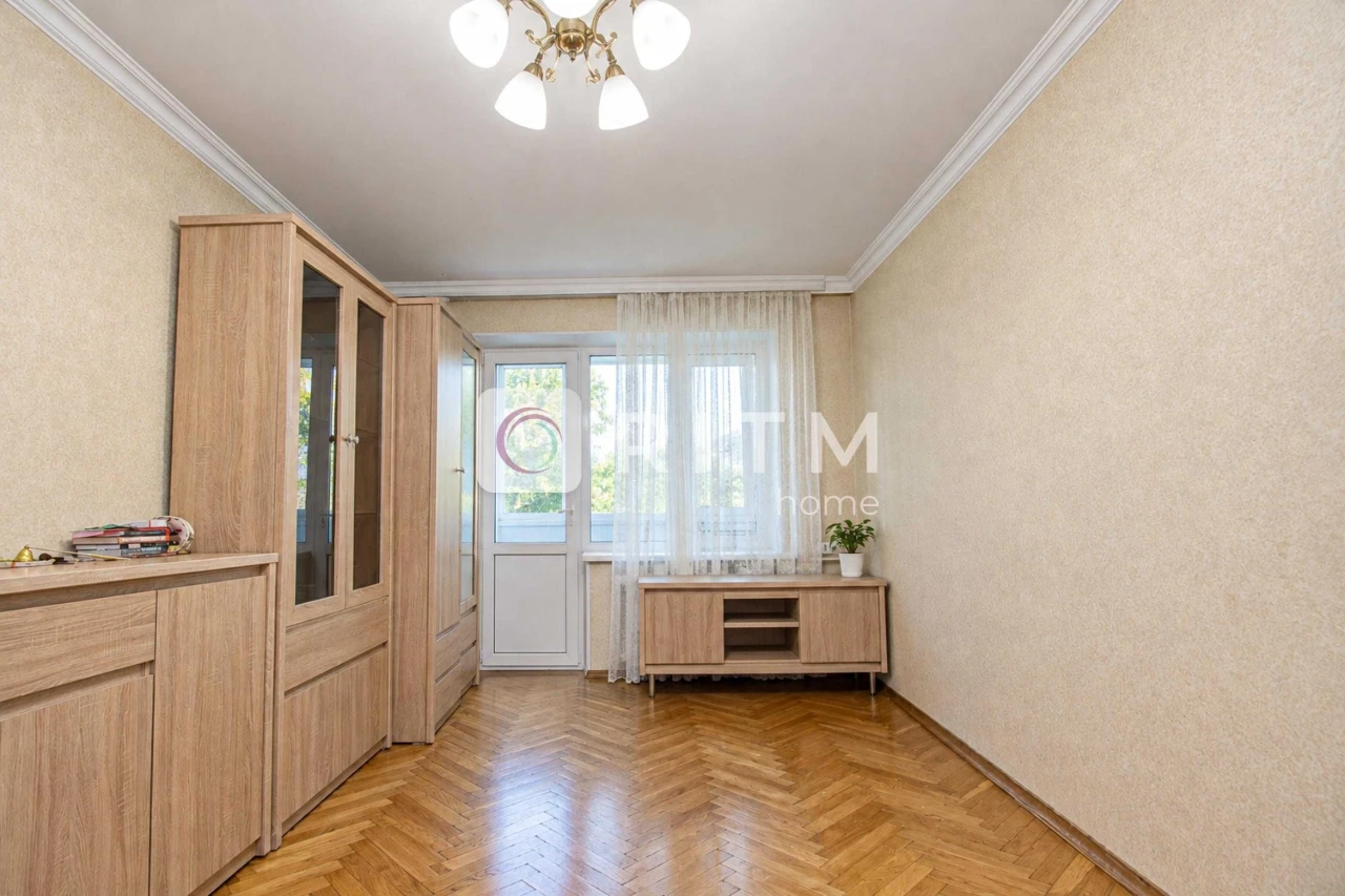 Срочная продажа. Предлагается к продаже 3-комнатная квартира
