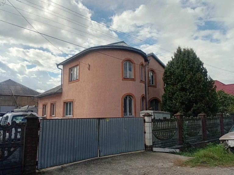 Продається будинок 176 м².