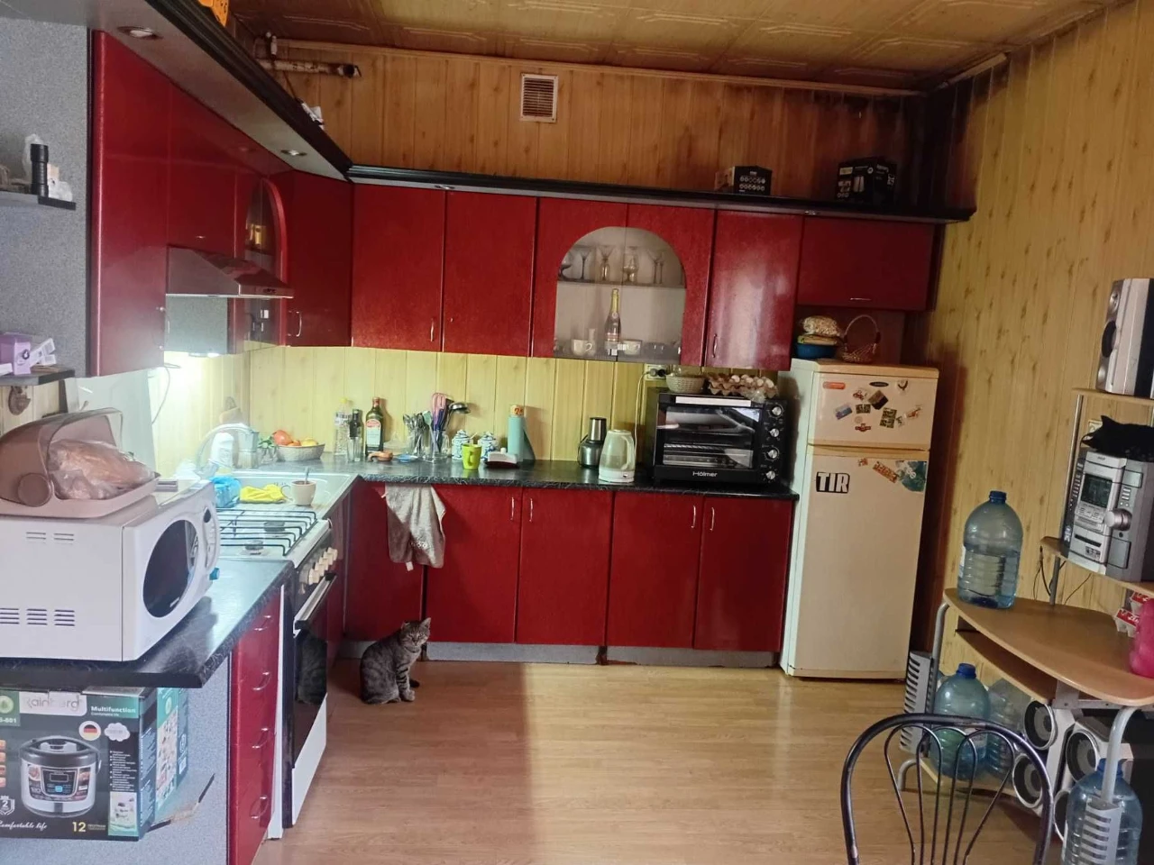 For Sale: 176 sq.m. house with all amenities.