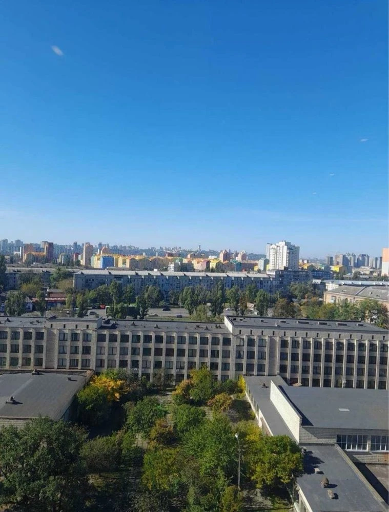Продажа 1-комнатной квартиры в Днепровском районе от собственника