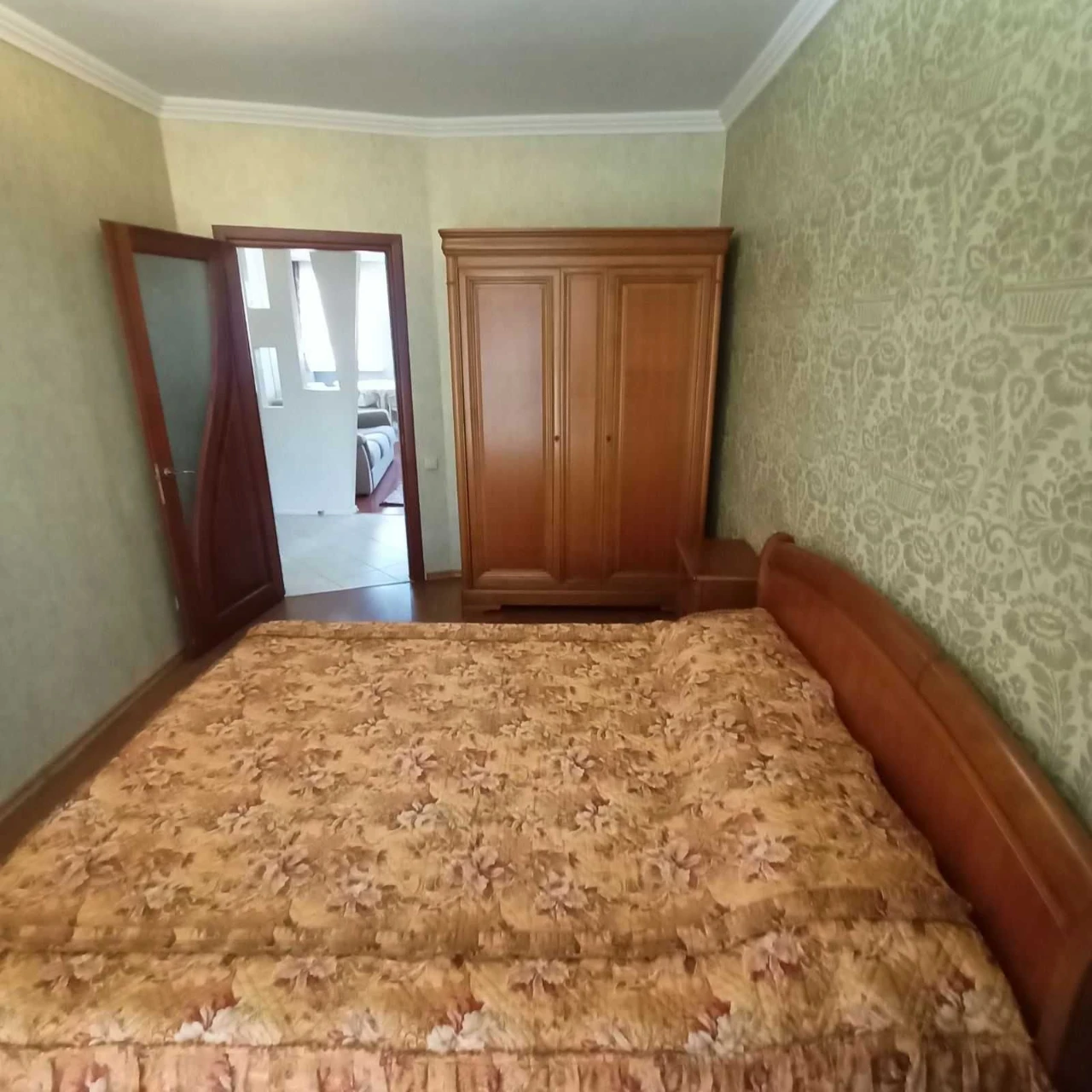 For Sale: Excellent 3-bedroom apartment on Admiral Prospect