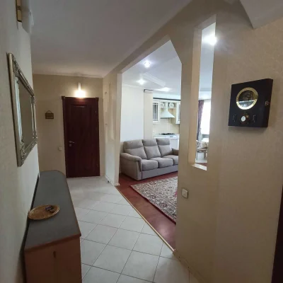 For Sale: Excellent 3-bedroom apartment on Admiral Prospect
