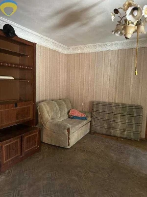 Продается 2-комнатная квартира в переулке Ушинского