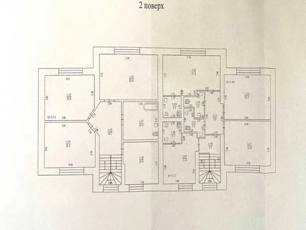 Будинок площею 664 м² із власною територією — простір для ва