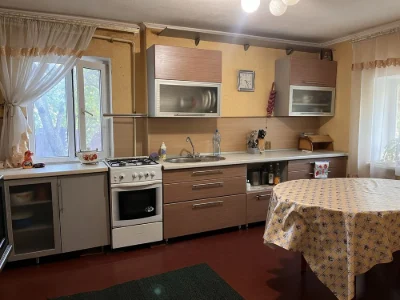 For Sale House near Freedom Avenue