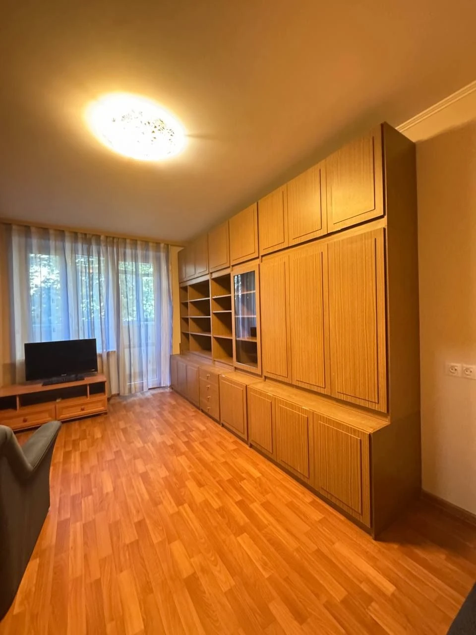 2-bedroom Apartment in Salthivka, near the Barabashova Metro Station