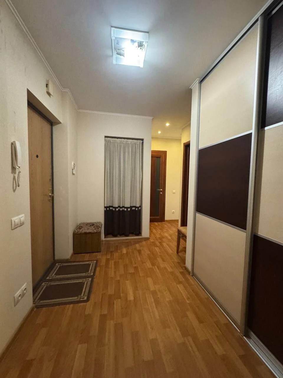2-bedroom Apartment in Salthivka, near the Barabashova Metro Station